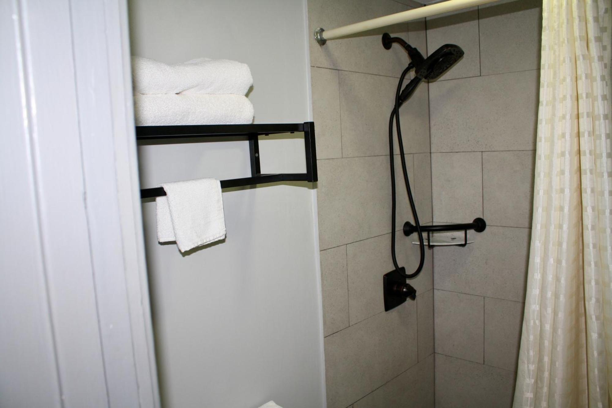 Budget Motel